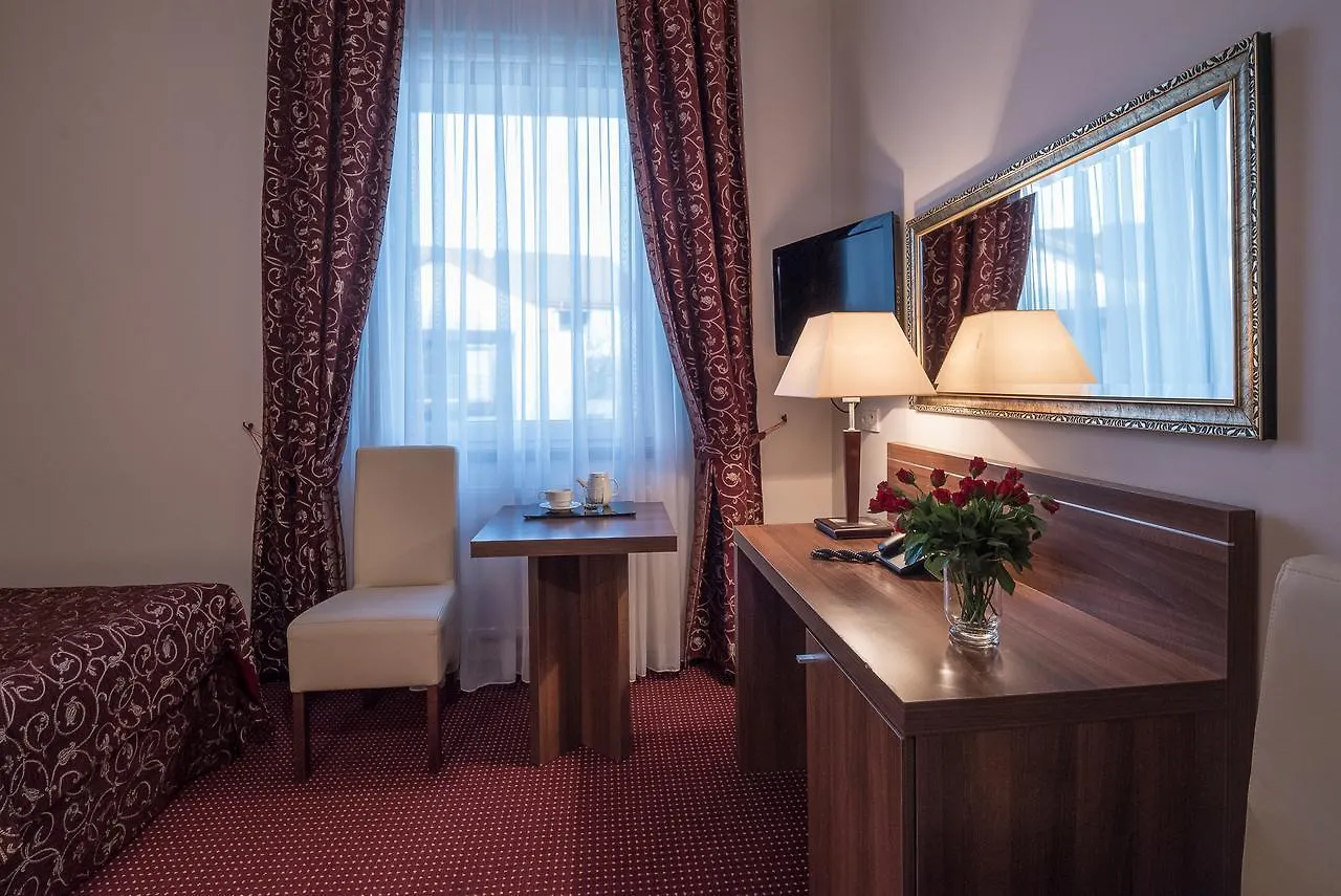 Jasek Premium Hotel Breslavia 3*,